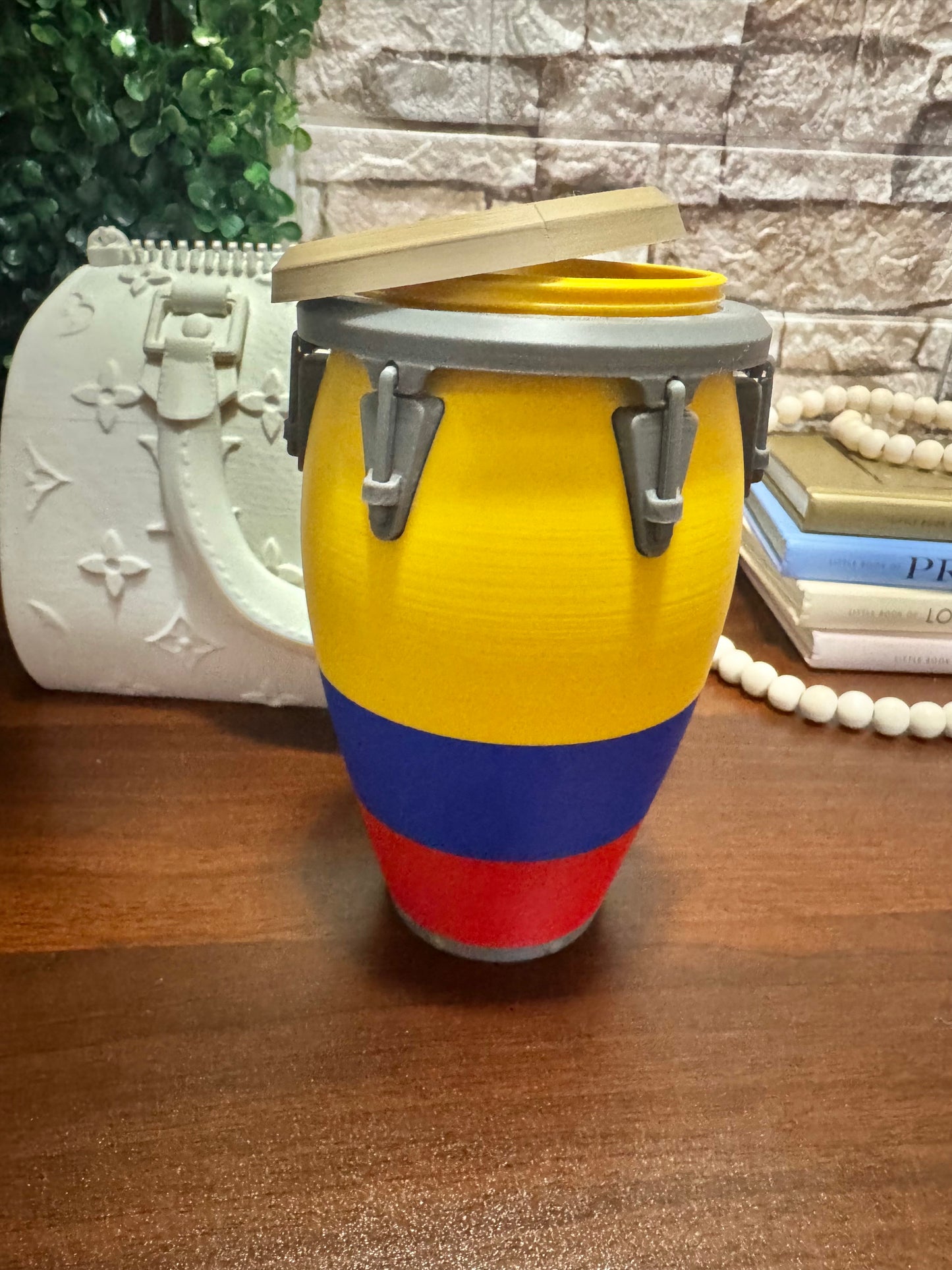 Colombia Conga Can Holder 12 oz | Colombian Beverage Can Holder π¨π΄