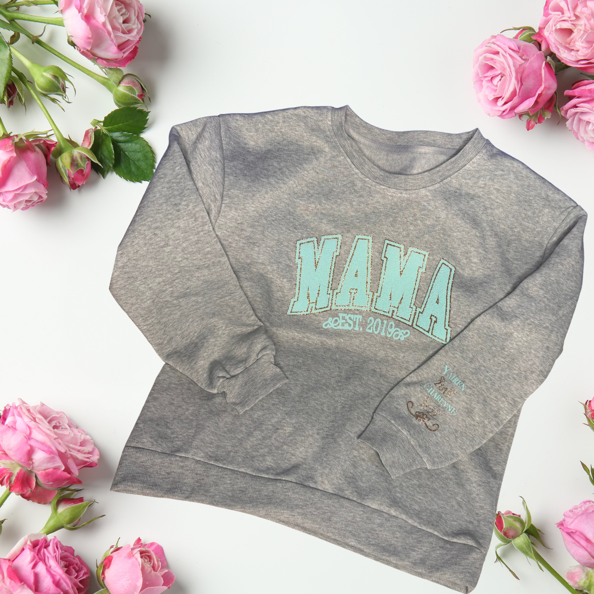 Mama Est Sweatshirt