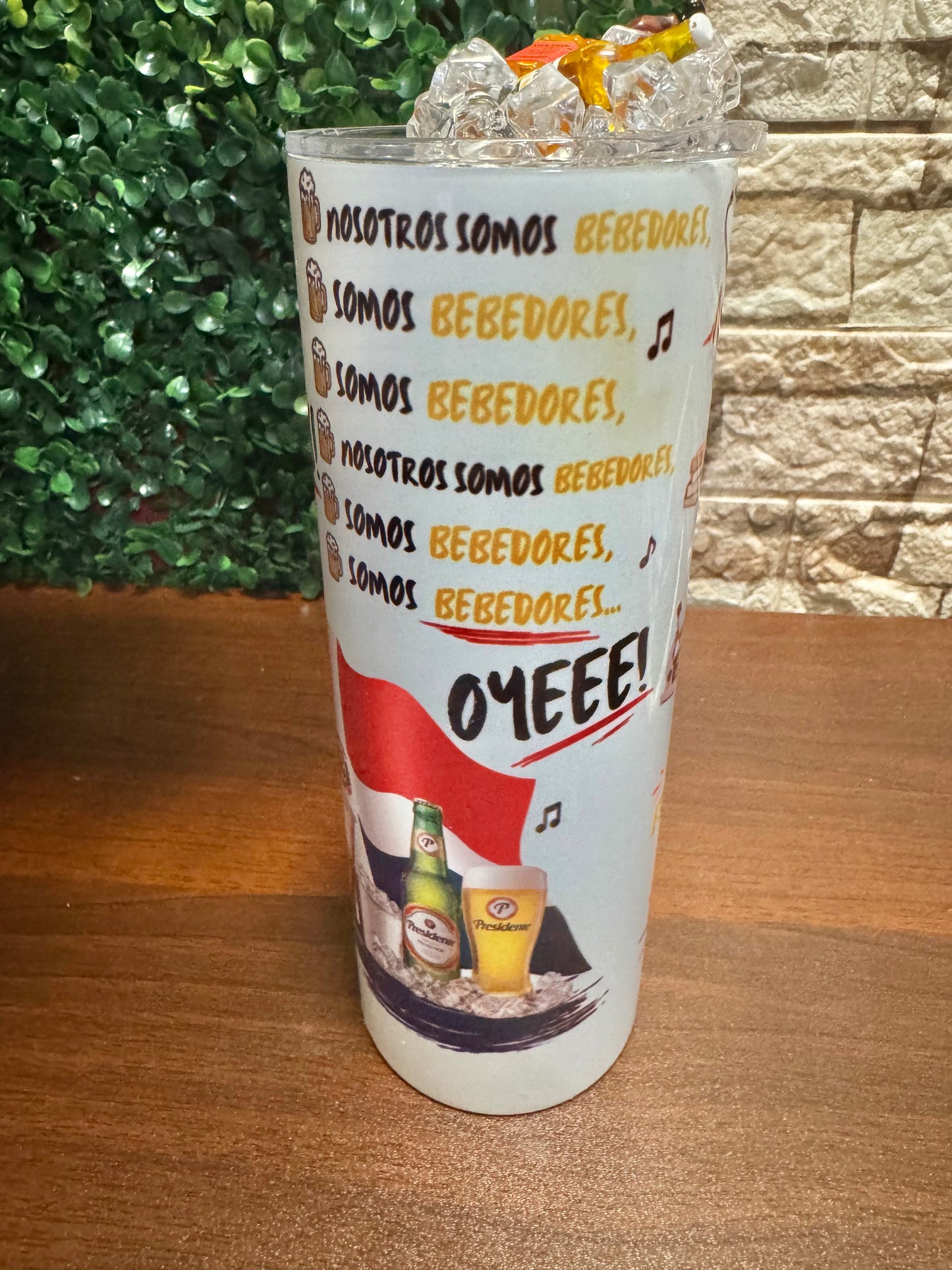 20 oz “Somos Bebedores” Premium Tumbler with Decorated Lid 🇩🇴🍻