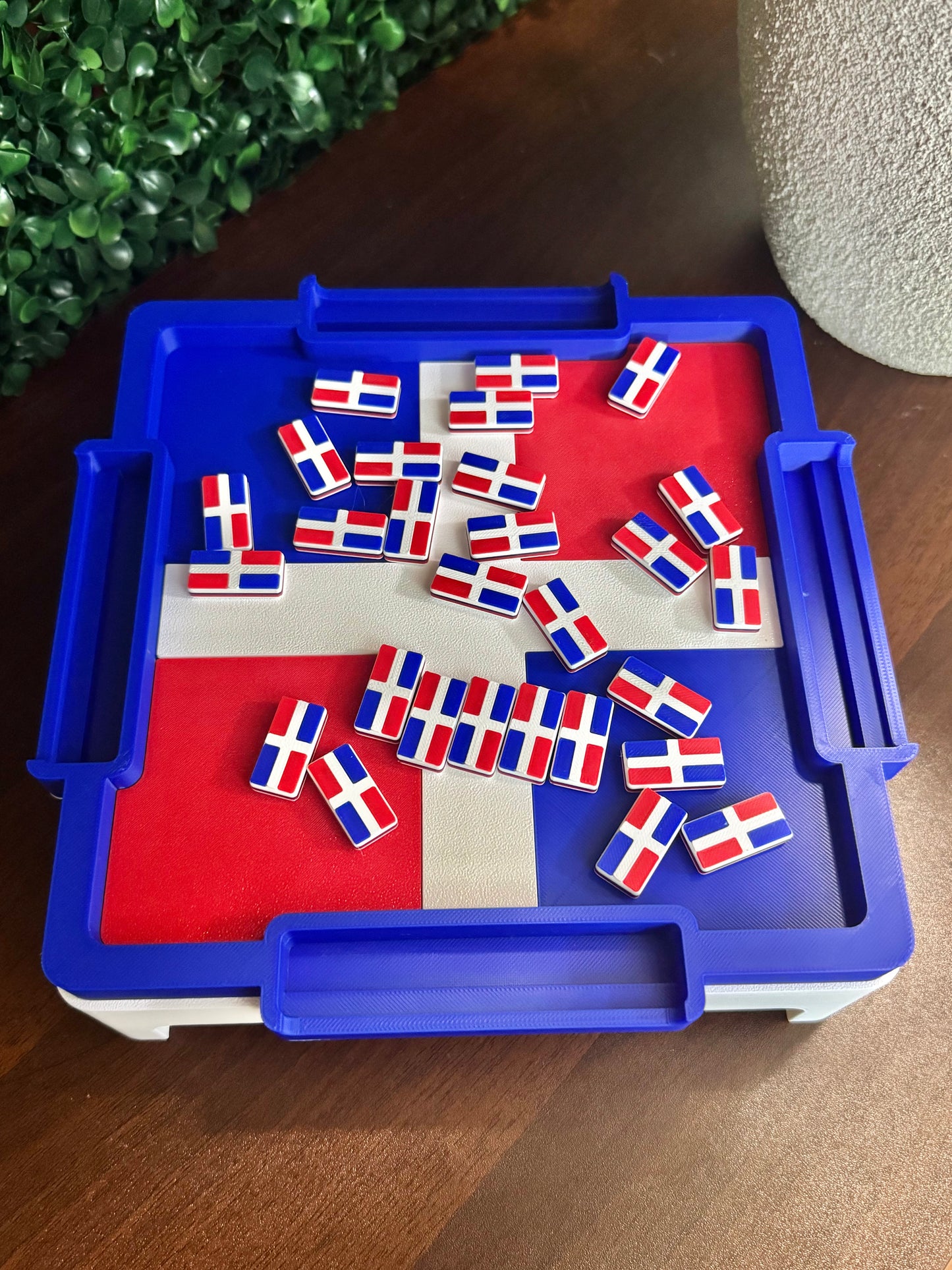 Dominican Republic Mini Domino Table & 28 Dominoes | 3D Printed 🇩🇴