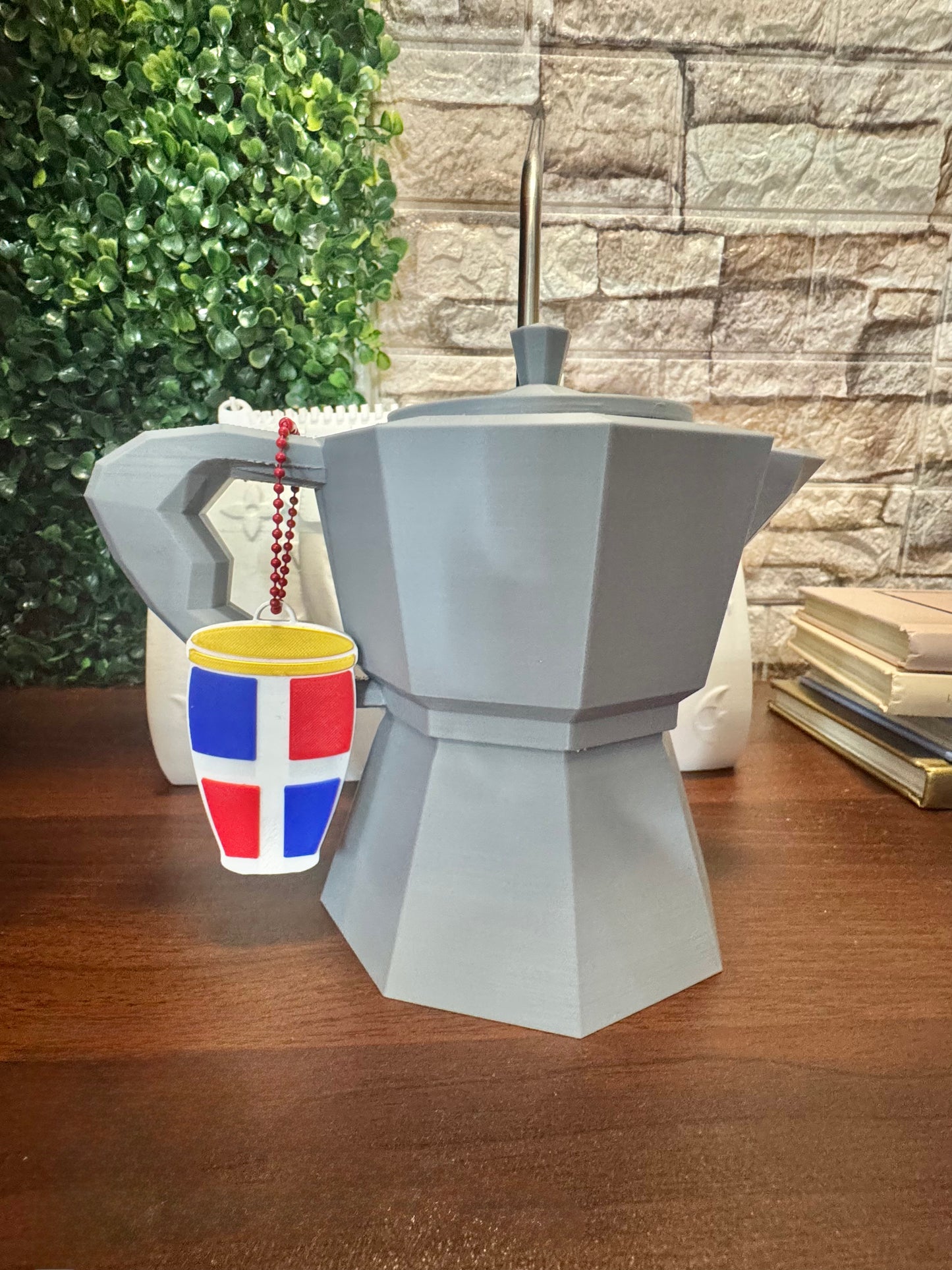 Greca Style Can Holder for 12 oz Cans | Dominican Republic, Puerto Rico & Cuba