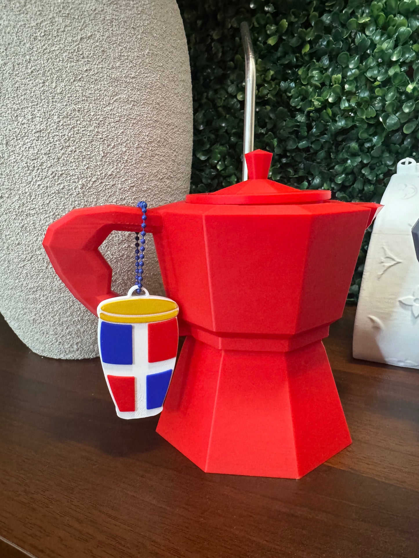 Greca Style Can Holder for 12 oz Cans | Dominican Republic, Puerto Rico & Cuba