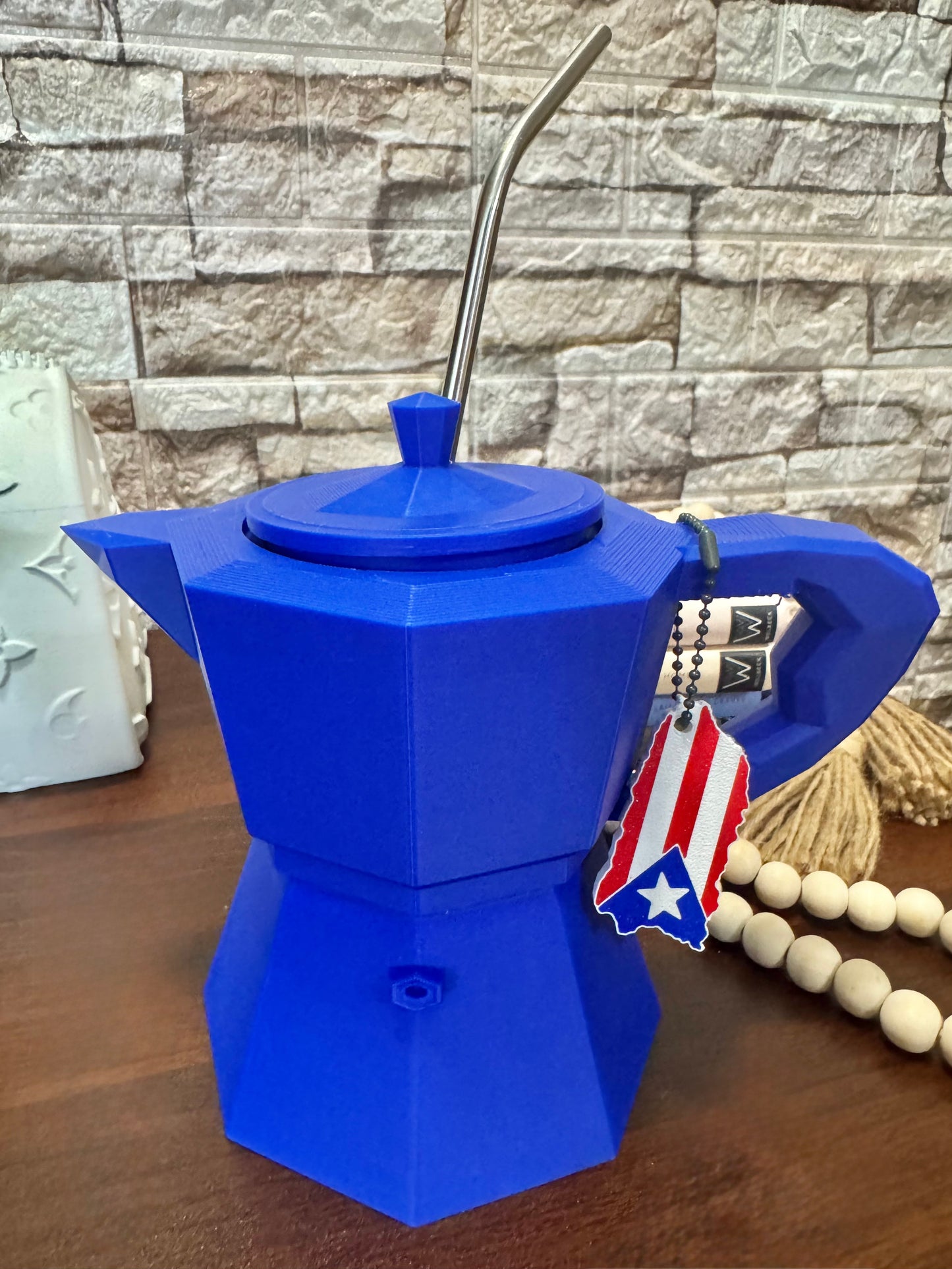 Greca Style Can Holder for 12 oz Cans | Dominican Republic, Puerto Rico & Cuba