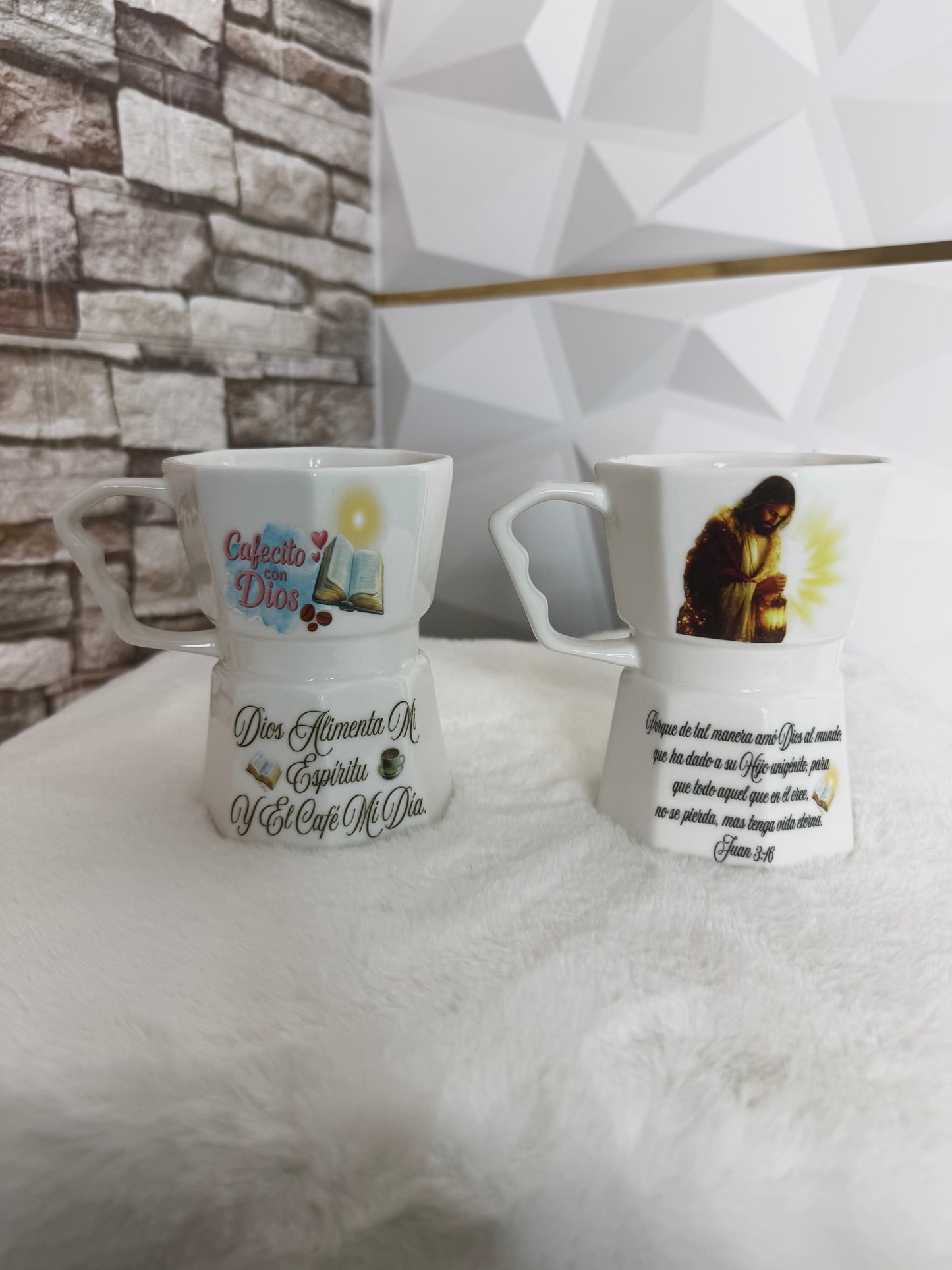 Taza Estilo Greca – Cafecito con Dios