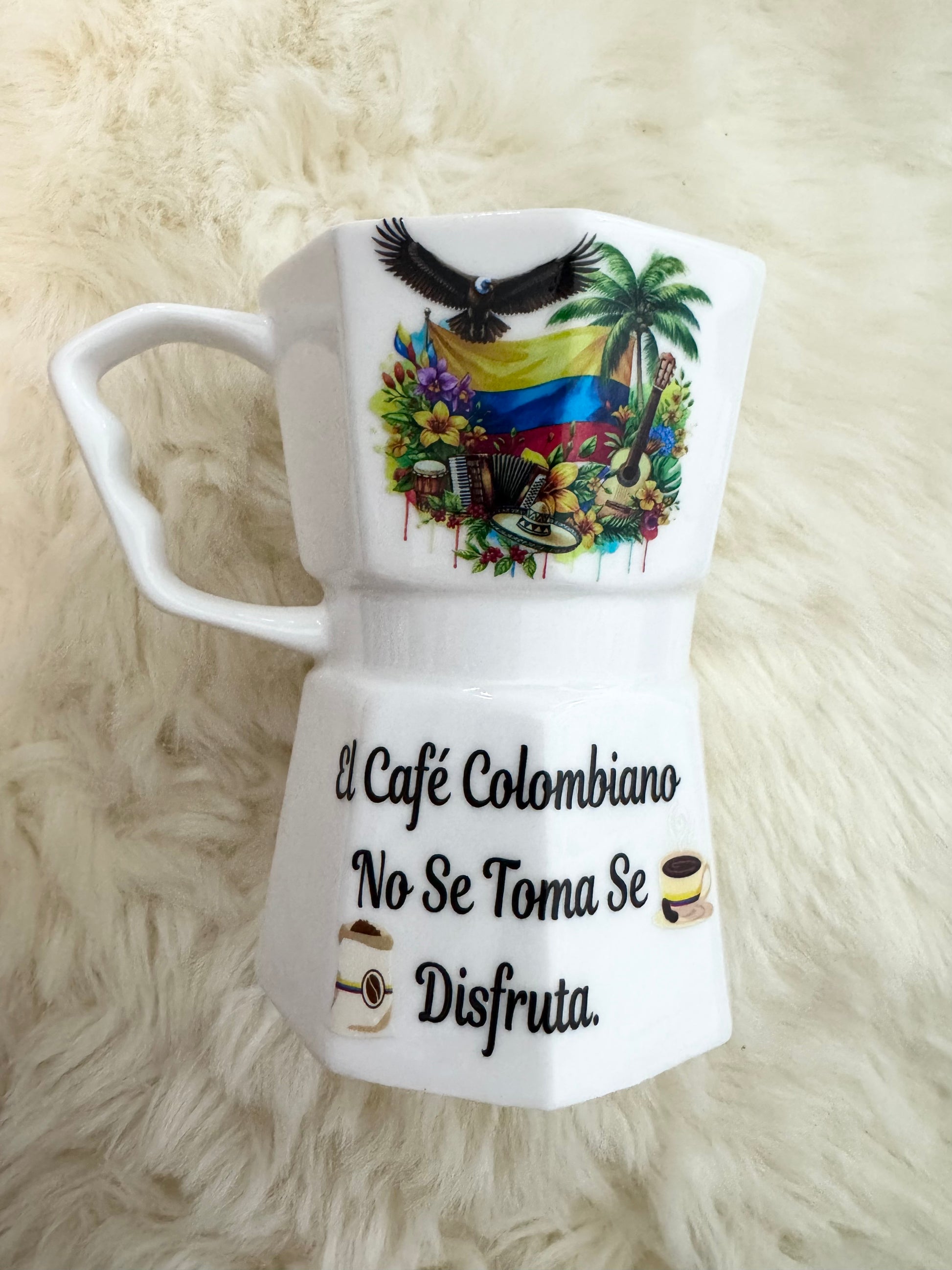 Taza estilo greca COLOMBIA 12oz cerámica diseño cultural