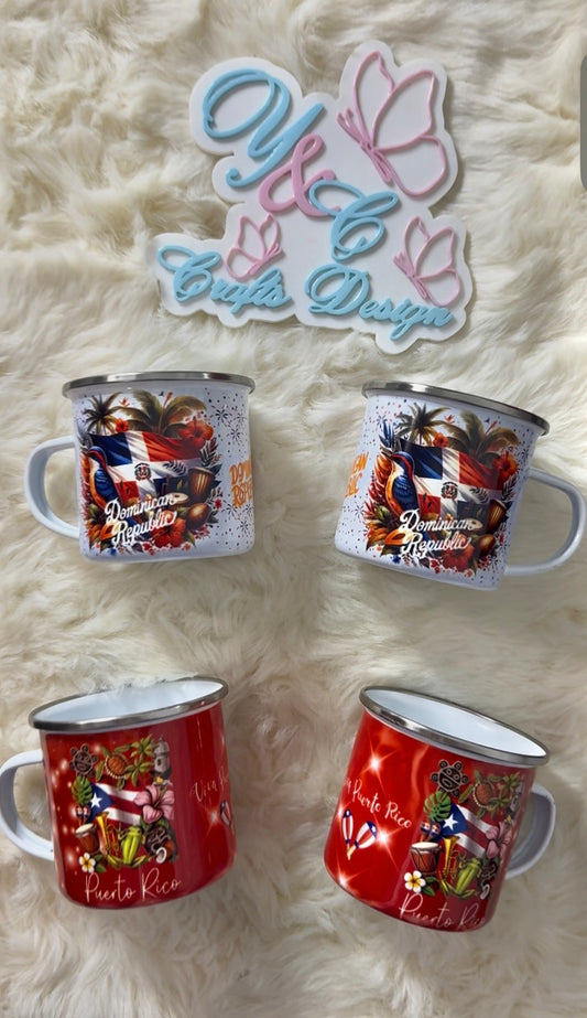 Set de 2 tazas enamel caribeñas con diseños de República Dominicana y Puerto Rico